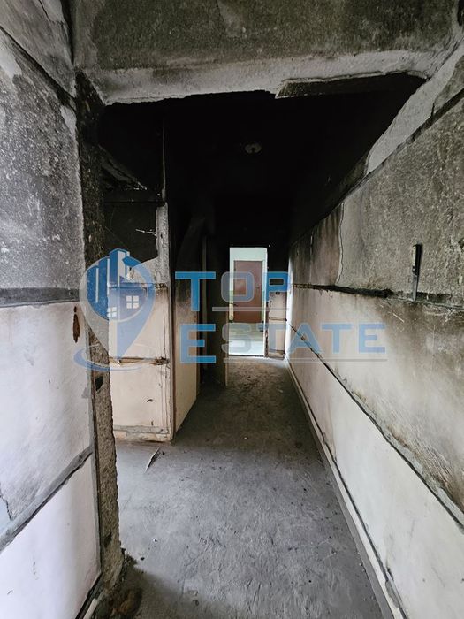 Продава се Двустаен апартамент в Велико Търново, Чолаковци - 61 кв.м за 717 €/кв.м - Снимка #7