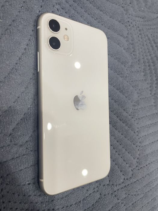 Продам IPhone 11 128 гб