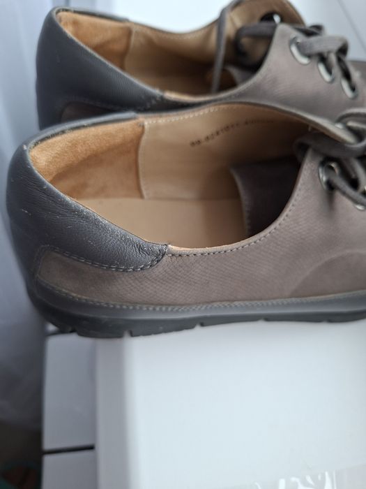 Ботинки натуральная кожа.