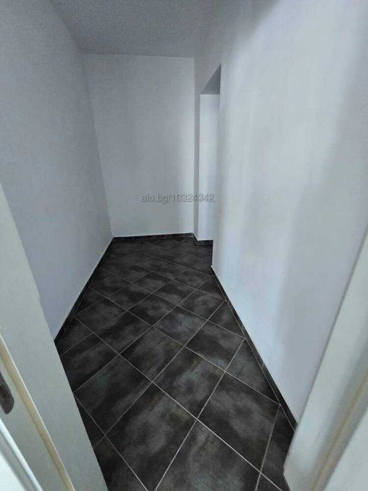 Продава се Двустаен апартамент в Стара Загора, Център - 72 кв.м за 1084 €/кв.м - Снимка #11