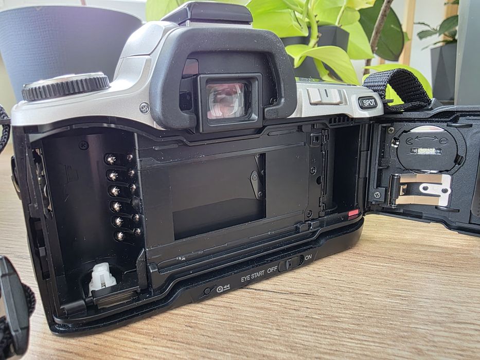 Плёночный фотоаппарат Minolta