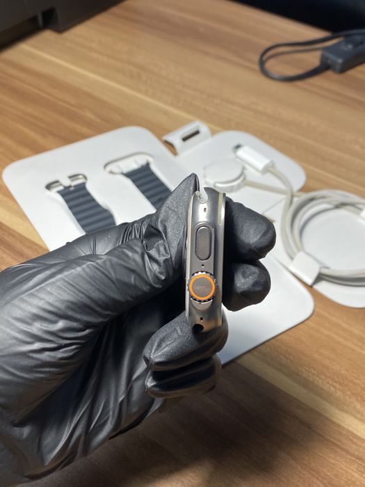 Apple Watch Ultra / 49 mm / Black