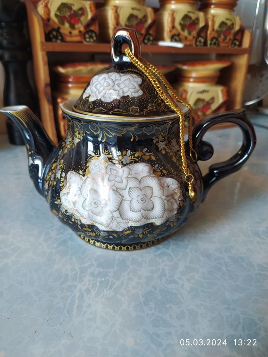 Чайники в отличном состоянии