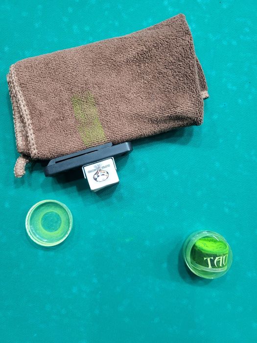 Билярдый кии  Янковский