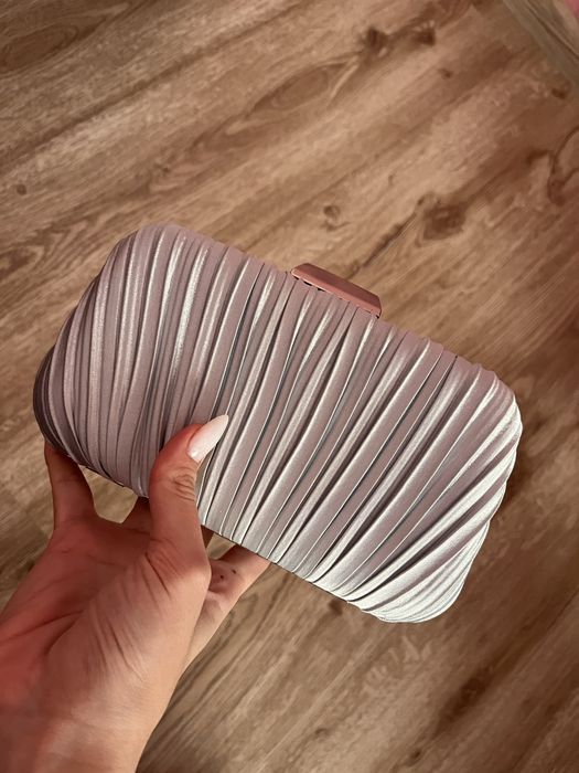 Официална сива чанта