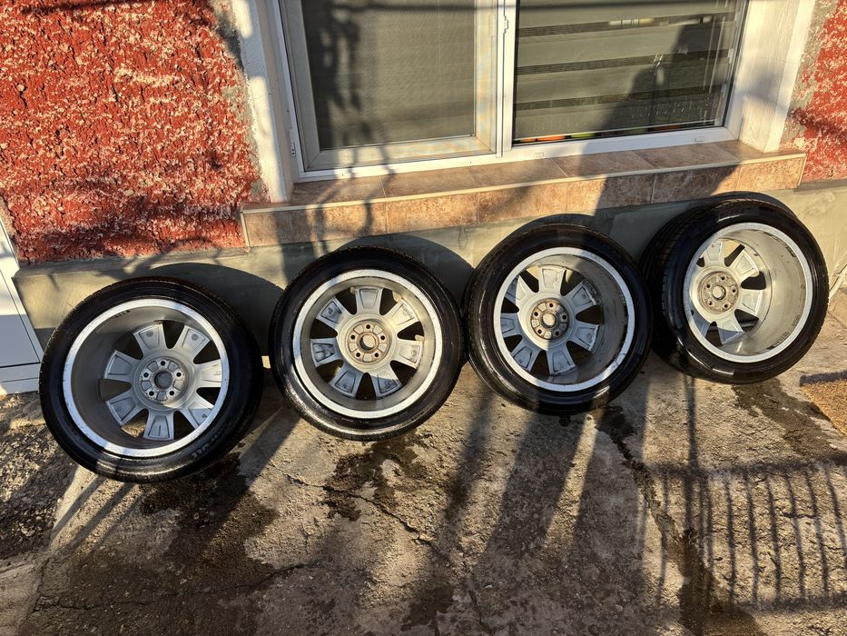 Оригинални джанти от ауди 18 5х112 с добри летни гуми