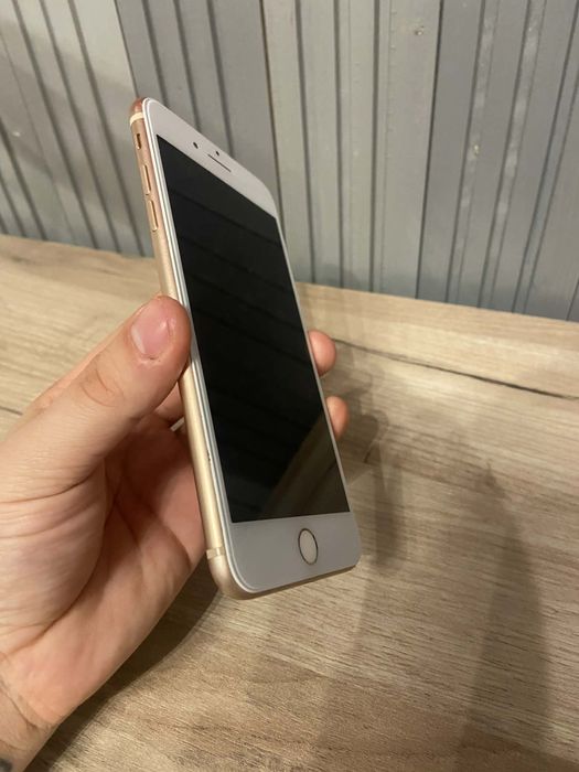 Iphone 8 plus gold