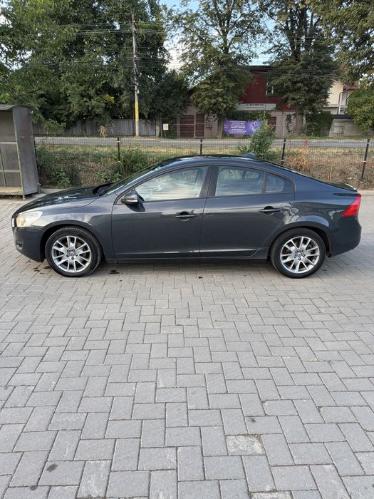 Volvo S60 163cp!