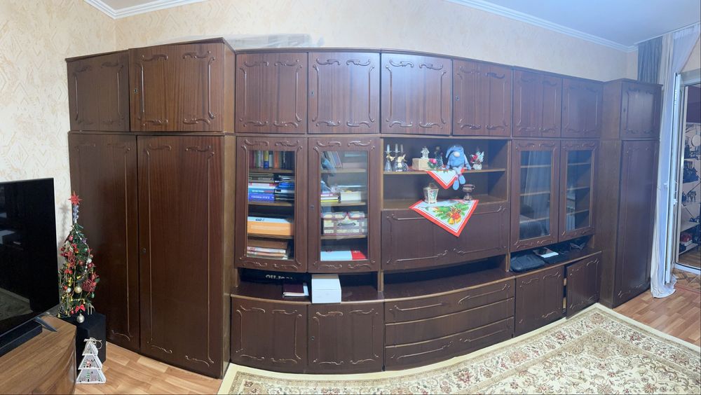 Продаем стенку Чешскую отличного качества