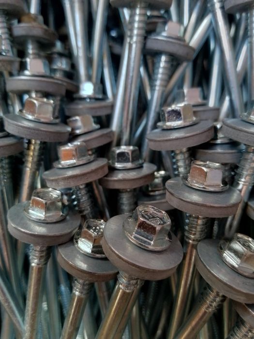 Продам саморезы для сэндвич-панелей