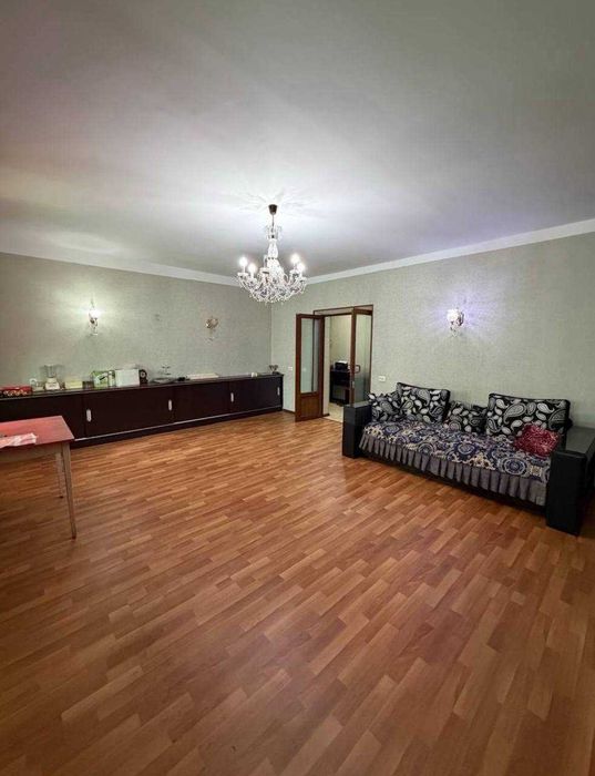 ЦУМ 81м2 3в2/3/4 Кирпичный Балкон 2/6 Ор-р Сенат