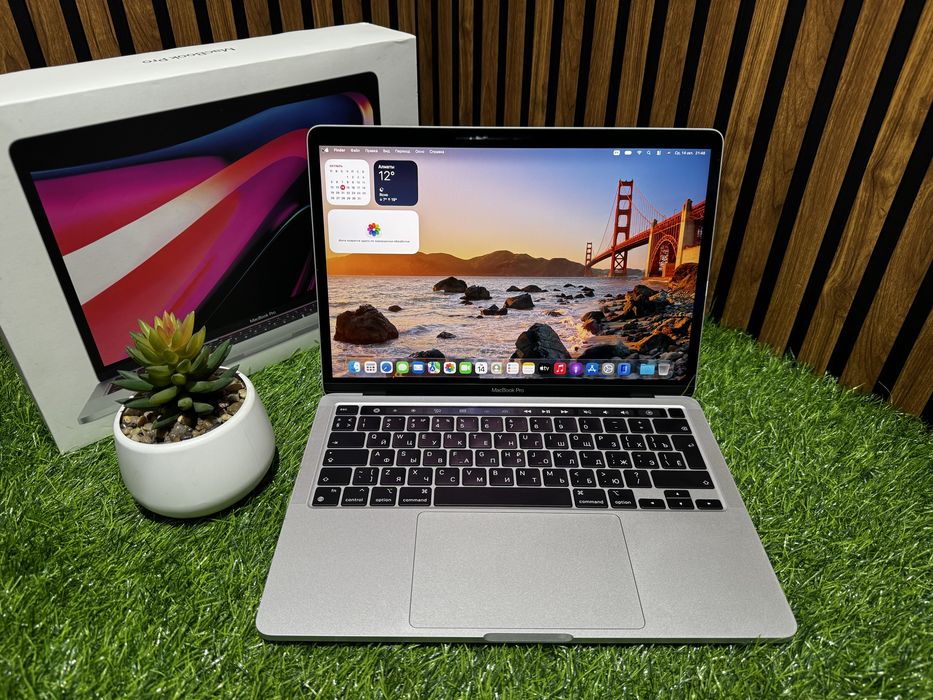 MacBook Pro 13 (2022) Apple M2/8GB/SSD256GB/Цикл 17 (100%)