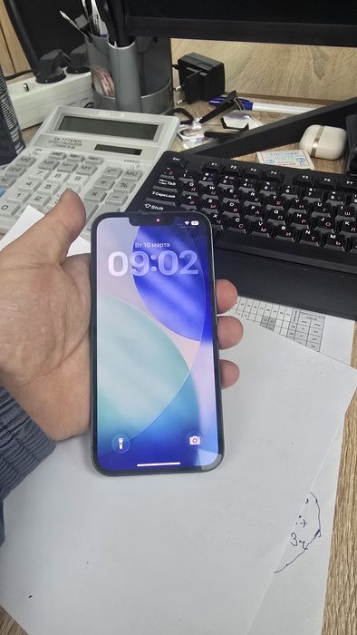 Продам iphone 13