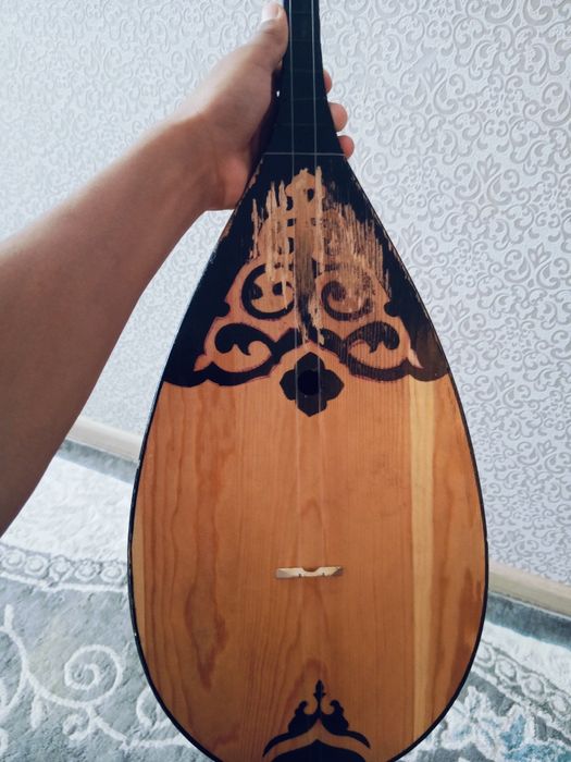 Домбра  сапалы әдемі