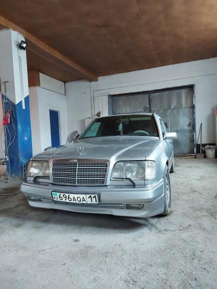 Бампер на мерседес w124 амг2
