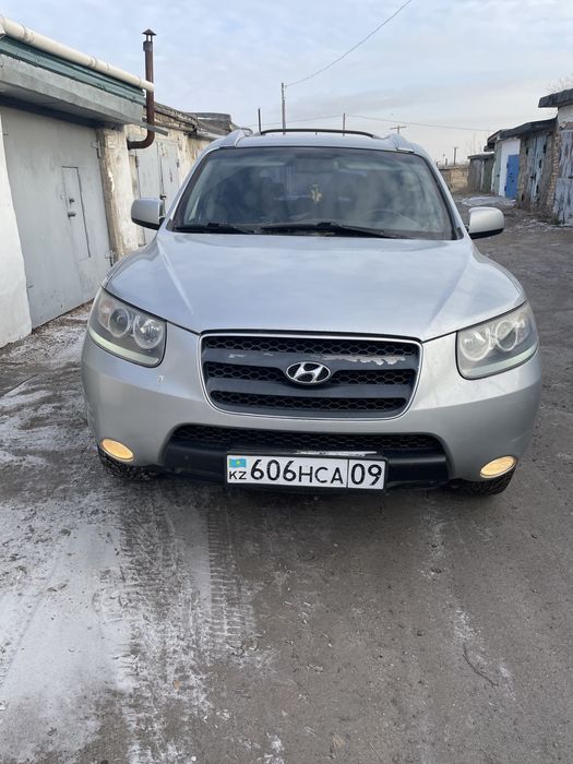 Авто hyundai santa fe……..