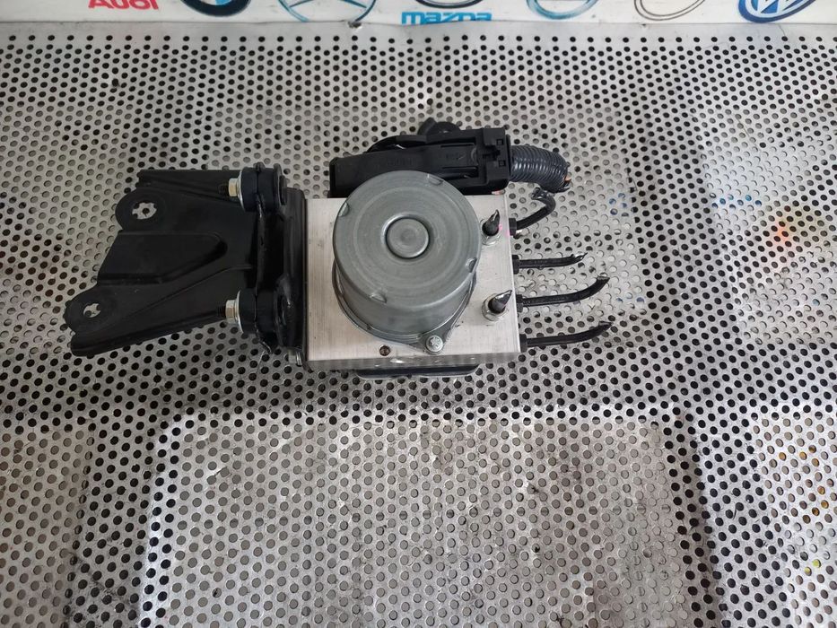 Pompa Modul Unitate ABS Toyota Yaris Cross Yaris 4 Volan Stanga An 2020-2021-2022-2023-2024 Cod -0D