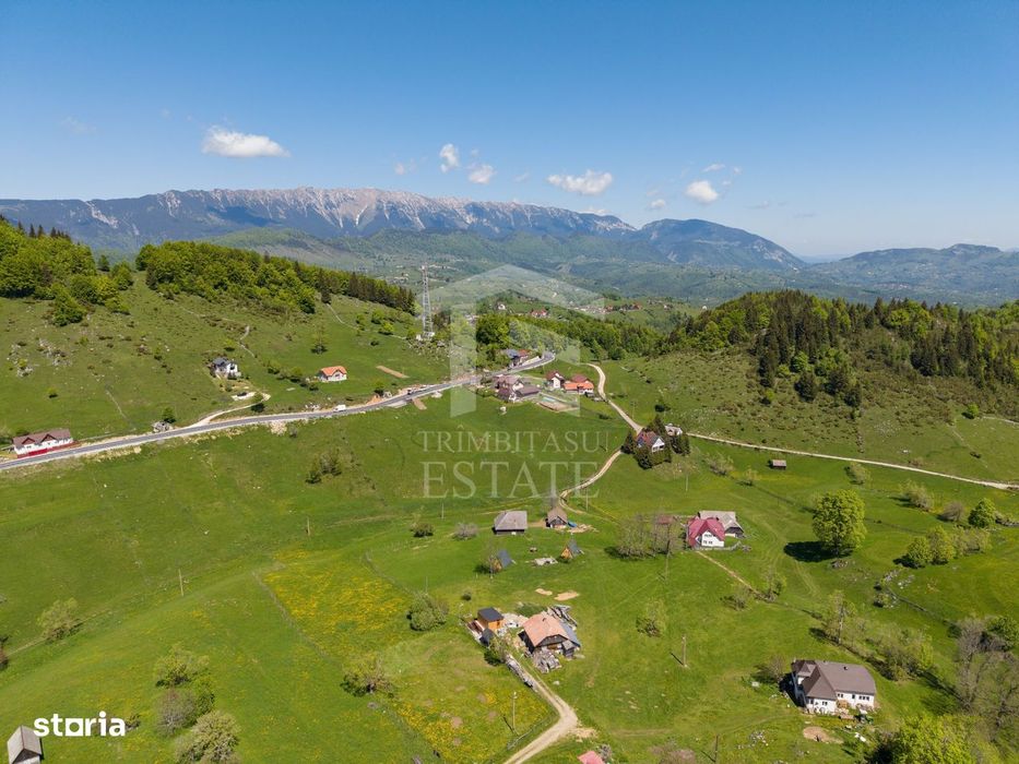 Fundata | Teren de vanzare | 7,656 mp + Cabane tip A Frame