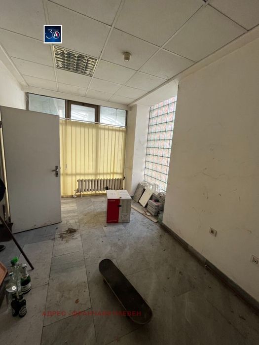 Продава се Офис в Ловеч, Център - 77 кв.м за 819 €/кв.м - Снимка #2