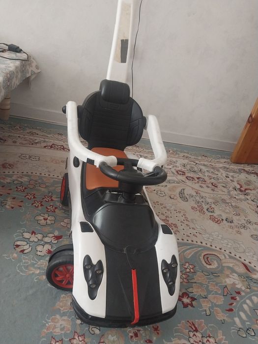 Детский машинка игруш