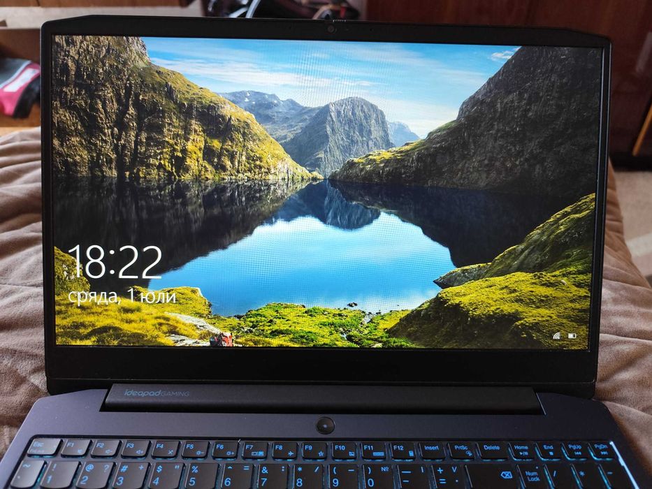 Lenovo IdeaPad Gaming 3 15.6" i5-10300H GTX 1650 16GB 512GB SSD