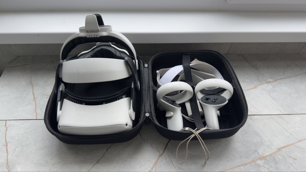 VR очки Quest 2 практически новые
