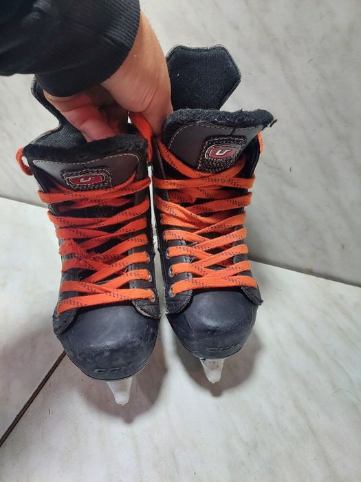 Patine 202 hochei hochey CCM U08 marime 30,5 (19,3  cm)