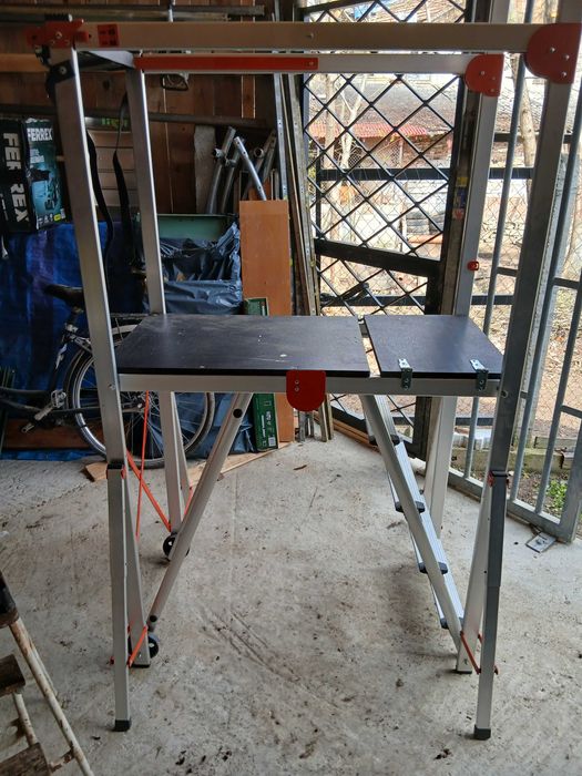 Scara de aluminiu pliabilă