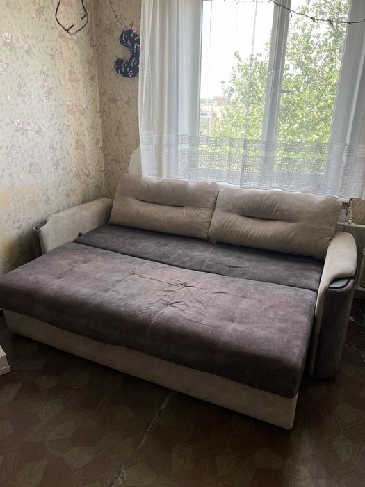 Продам двуспальный диван