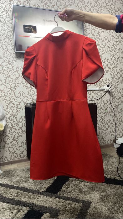 Платье нарядное