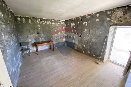 Продава се Къща в с. Върбак, Област Шумен - 110 кв.м за 289 €/кв.м - Снимка #2