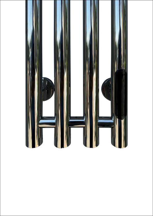 Электрический полотенцесушитель вертикальный, практичный.