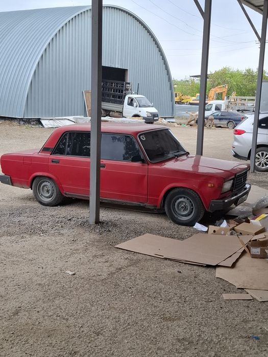 Продам авто ваз 2107