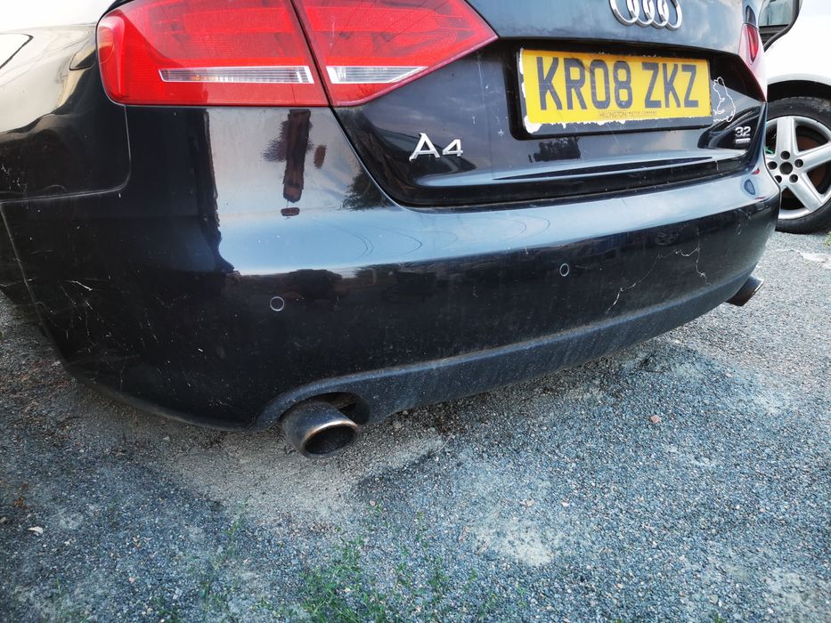 Задна броня ауди а4 б8 / audi a4 b8