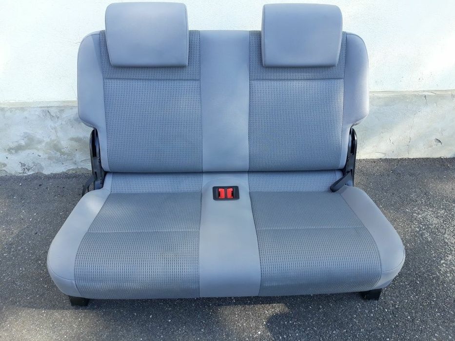 Bancheta Gri-Rosu-Albastra/Polița /Centuri Caddy 2004-2010