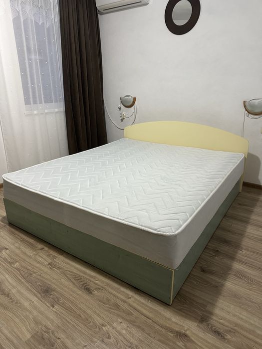 Спалня 190/160 със матрак MOREA