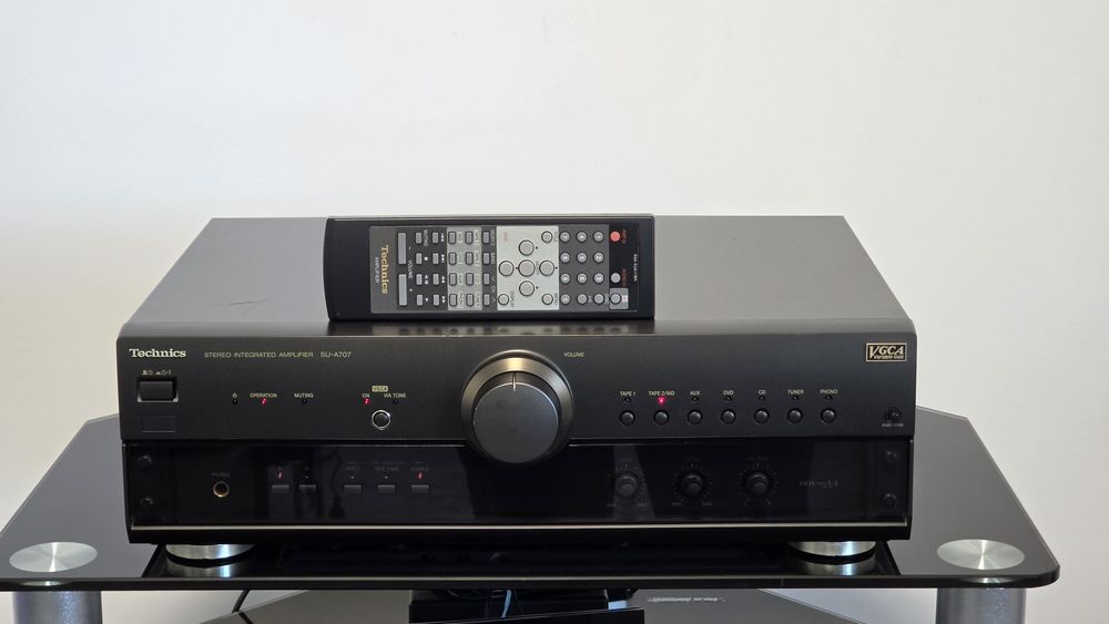 Amplificator stereo Technics SU-A707 cu telecomanda