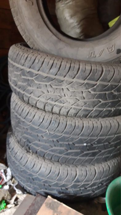 Продам резину 265/65 R17