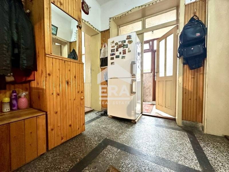 Продава се Къща в Дебелец - 169 кв.м за 829 €/кв.м - Снимка #10