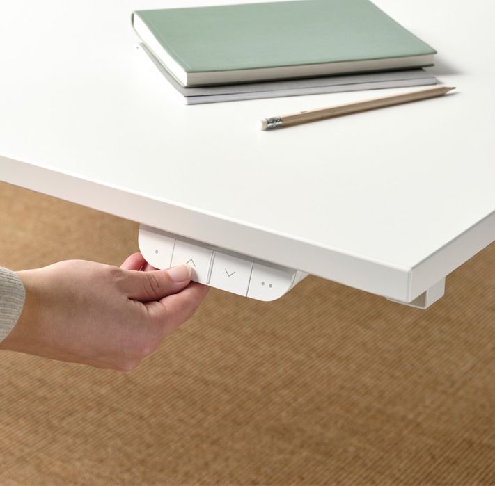 Birou Ikea MITTZON inaltime reglabila, elebtric, stare perfecta