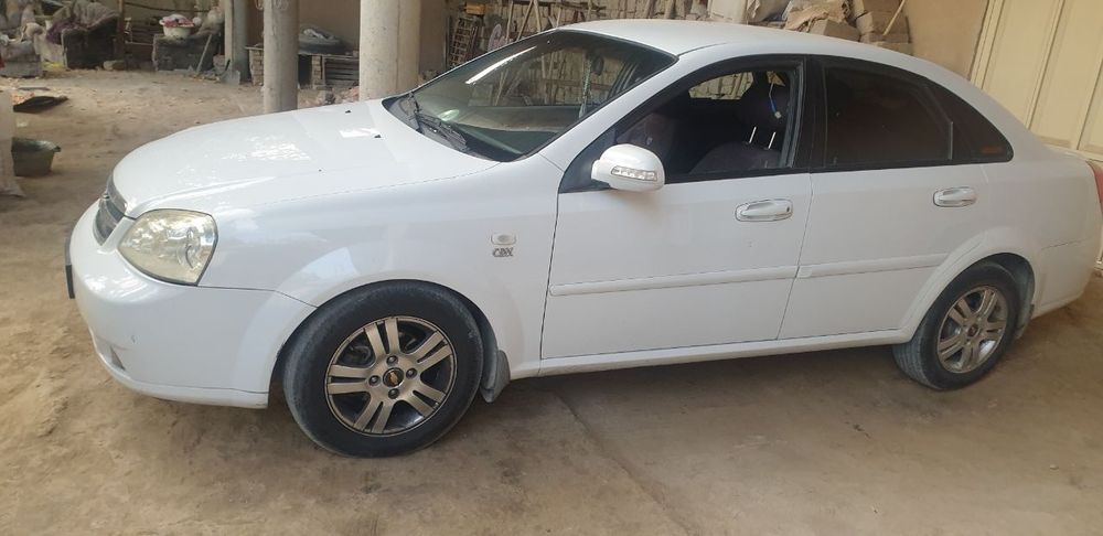 Ласетти 1.8 2010