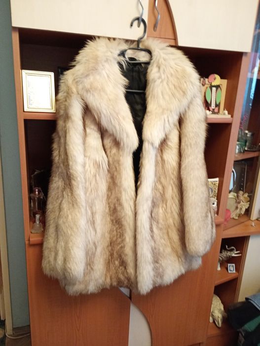 Haină blană naturală nouă Mr 40 preț 230lei