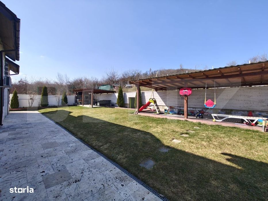 Casa de vanzare cu priveliste superba – proprietate ideala pentru do