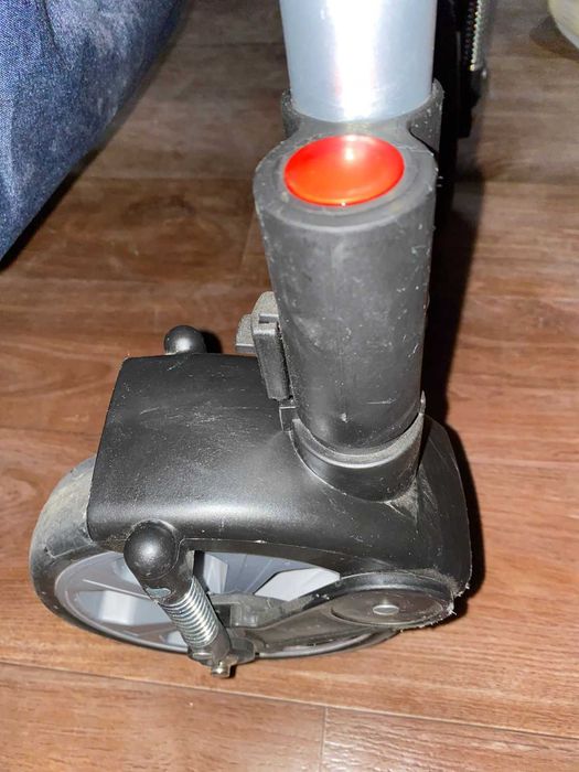 Коляска в идеальном состоянии