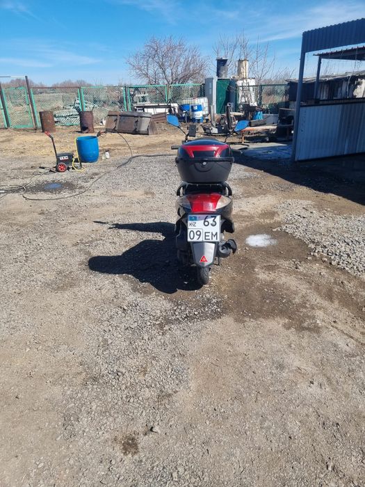 Продам скутер в идеальном