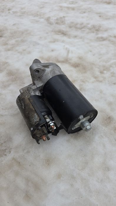 Продам стартер Ауди С4 2.6