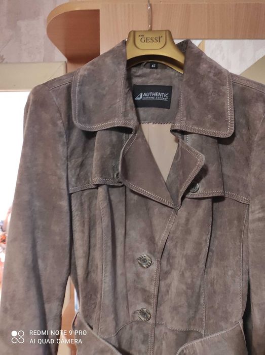 Продам демисезонные пальто размер 46-48