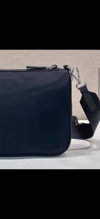Чанта Prada Re-Nylon
