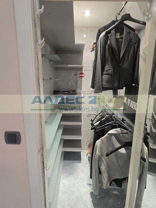 Продава се Тристаен апартамент в София, Бъкстон - 100 кв.м за 3350 €/кв.м - Снимка #12