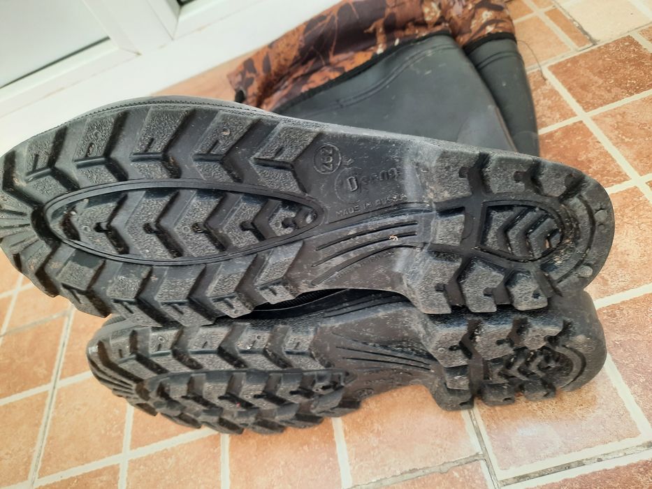 Сапоги резиновые для охоты и рыбалки